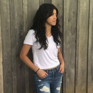 Meet your Posher, Adriana